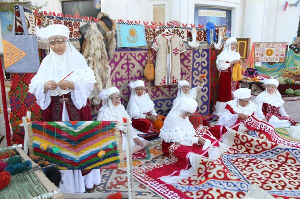 VIII Городской фестиваль Дружба народов! в Байконуре - Sputnik Казахстан