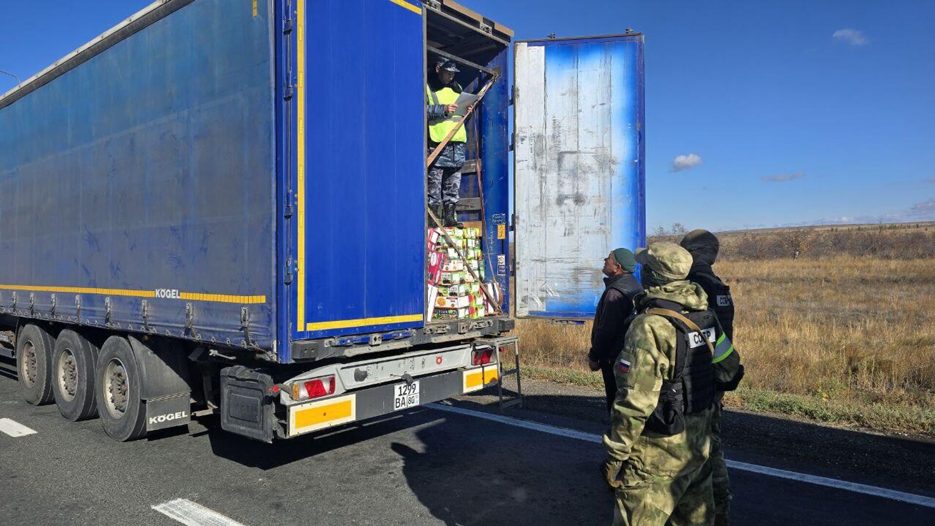 Агепсим Ашкалов посетил пункт пропуска Сагарчин на казахстанской границе - Sputnik Казахстан, 1920, 27.09.2025