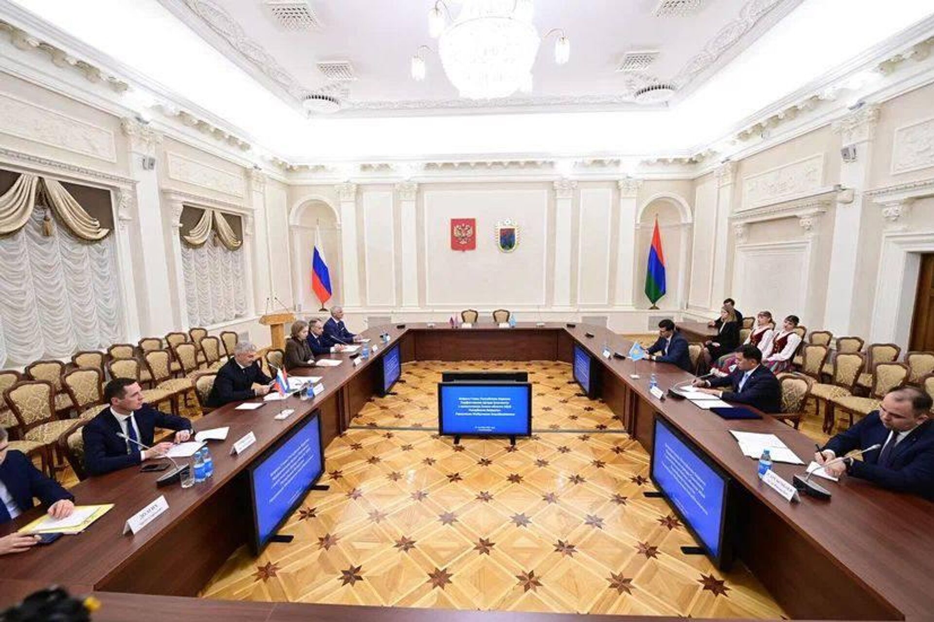 Делегация Абайской области посетила Республику Карелию Российской Федерации - Sputnik Казахстан, 1920, 27.09.2025