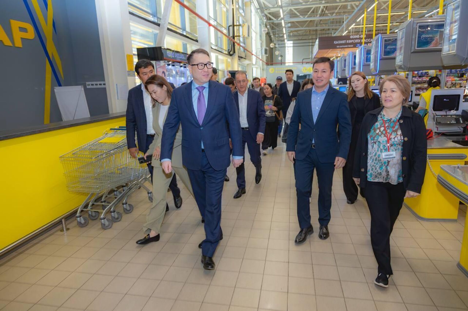 Торговые сети Астаны - Sputnik Казахстан, 1920, 27.09.2025