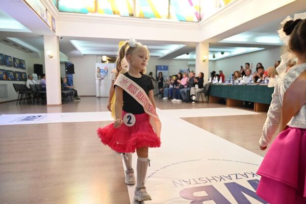 Фестиваль Fashion Housе Kazakhstan -2025 в Русском доме в Астане - Sputnik Казахстан