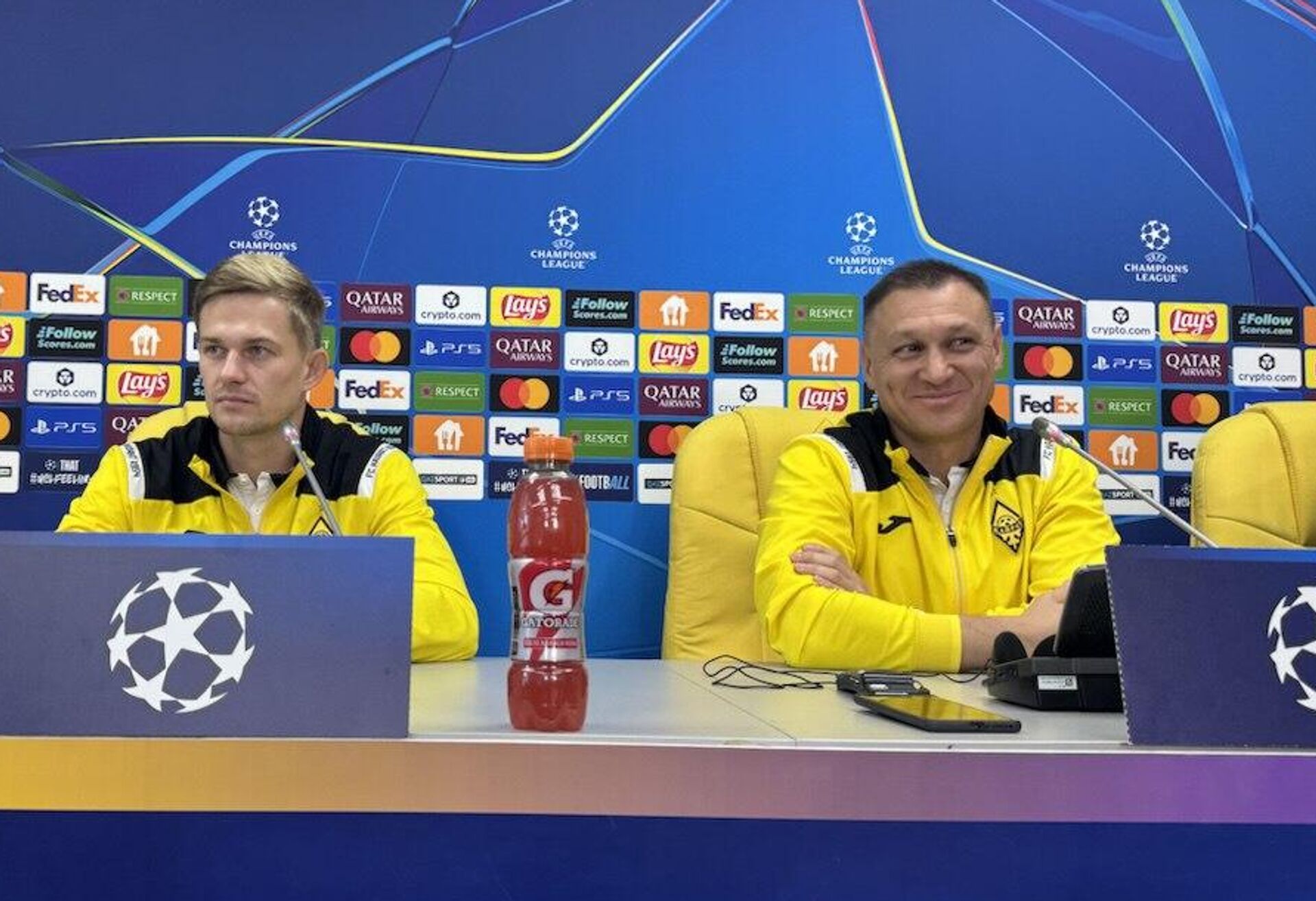 Пресс-конференция главного тренера Кайрата Рафаэля Уразбахтина перед матчем с Реалом - Sputnik Казахстан, 1920, 29.09.2025