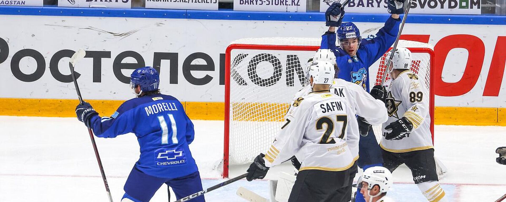 Момент матча Барыс - Адмирал - Sputnik Казахстан, 1920, 30.09.2025