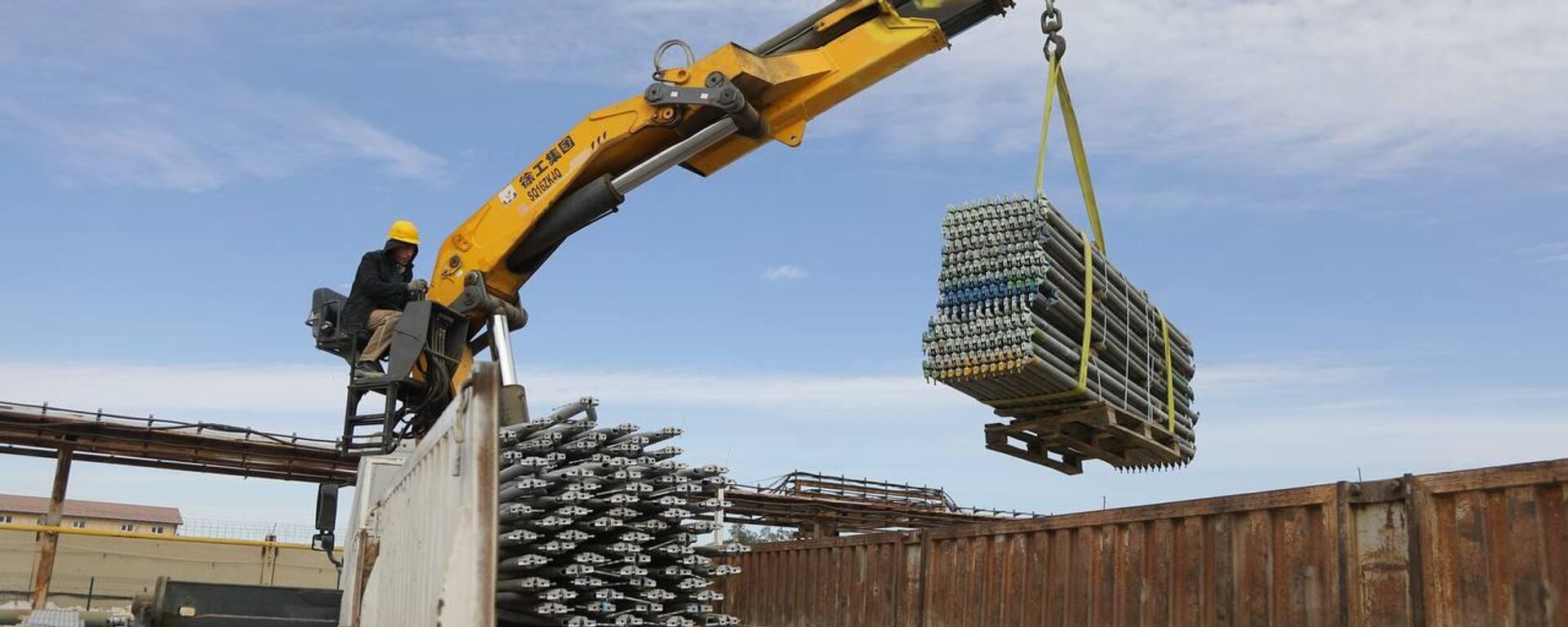 Плановый ремонт на Атырауском НПЗ  - Sputnik Казахстан, 1920, 01.10.2025