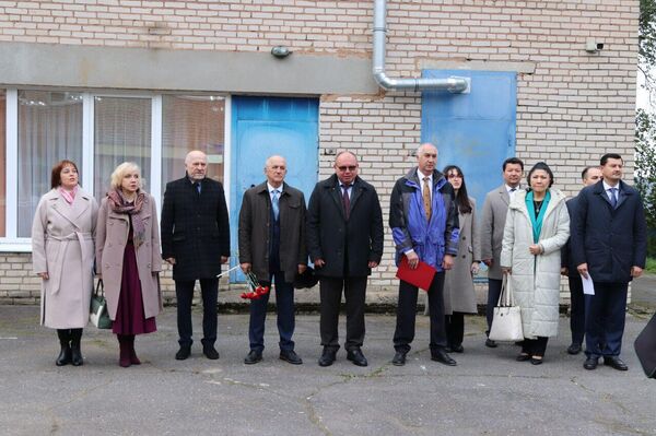 Памятное мероприятие, посвященное 80-летию Победы, прошло в деревне Пчева Ленинградской области Памятное мероприятие, посвященное 80-летию Победы, прошло в деревне Пчева Ленинградской области - Sputnik Казахстан