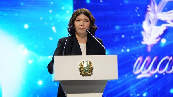 Оқу-ағарту министрі Жұлдыз Сүлейменова ұстаздарды кәсіби мерекелерімен құттықтады - Sputnik Қазақстан
