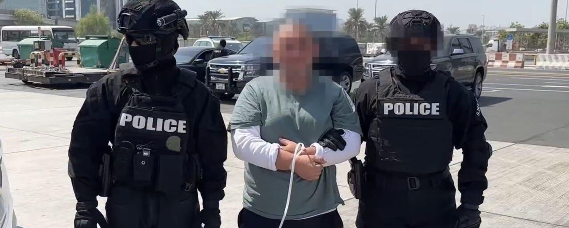 Подозреваемый за незаконный оборот нефтепродуктов экстрадирован из ОАЭ в Казахстан - Sputnik Казахстан, 1920, 06.10.2025