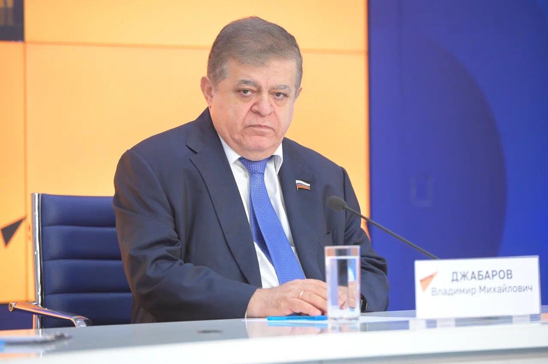 Первый заместитель председателя Комитета Совета Федерации по международным делам Владимир Джабаров - Sputnik Казахстан, 1920, 07.10.2025