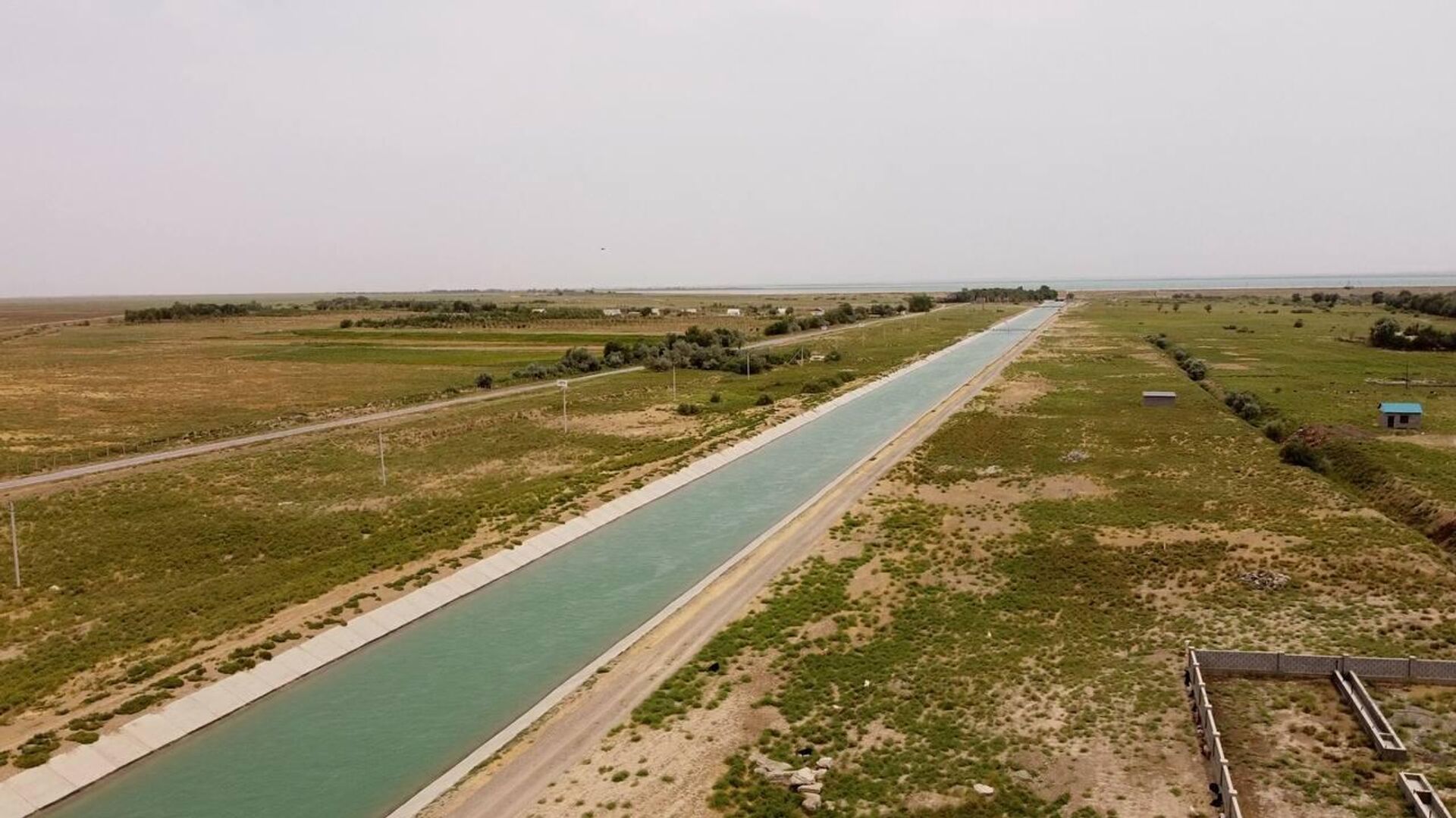 Подача воды аграриям  - Sputnik Казахстан, 1920, 09.10.2025