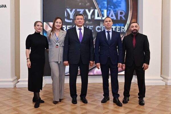 Делегация Курганской области посетила Северо-Казахстанскую область Делегация Курганской области посетила Северо-Казахстанскую область - Sputnik Казахстан