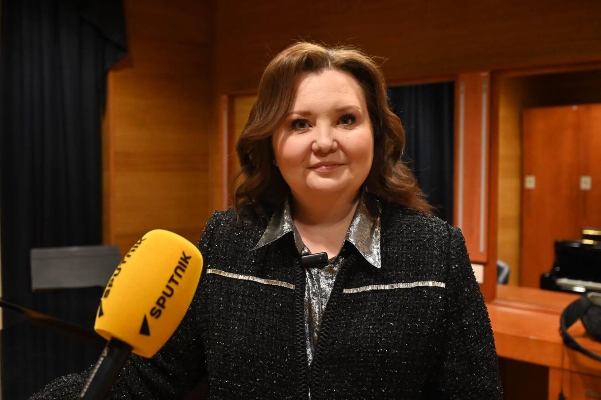 Заслуженная артистка России и прославленная оперная дива Альбина Шагимуратова Заслуженная артистка России и прославленная оперная дива Альбина Шагимуратова - Sputnik Казахстан, 1920, 11.10.2025