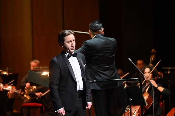 Гала-опера Альбина Шагимуратова и лауреаты XXVII Международного конкурса вокалистов им.М.И. Глинки на сцене Астана Опера Гала-опера Альбина Шагимуратова и лауреаты XXVII Международного конкурса вокалистов им.М.И. Глинки на сцене Астана Опера - Sputnik Казахстан