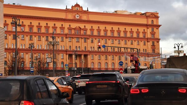 Здание ФСБ на Лубянской площади в Москве - Sputnik Казахстан