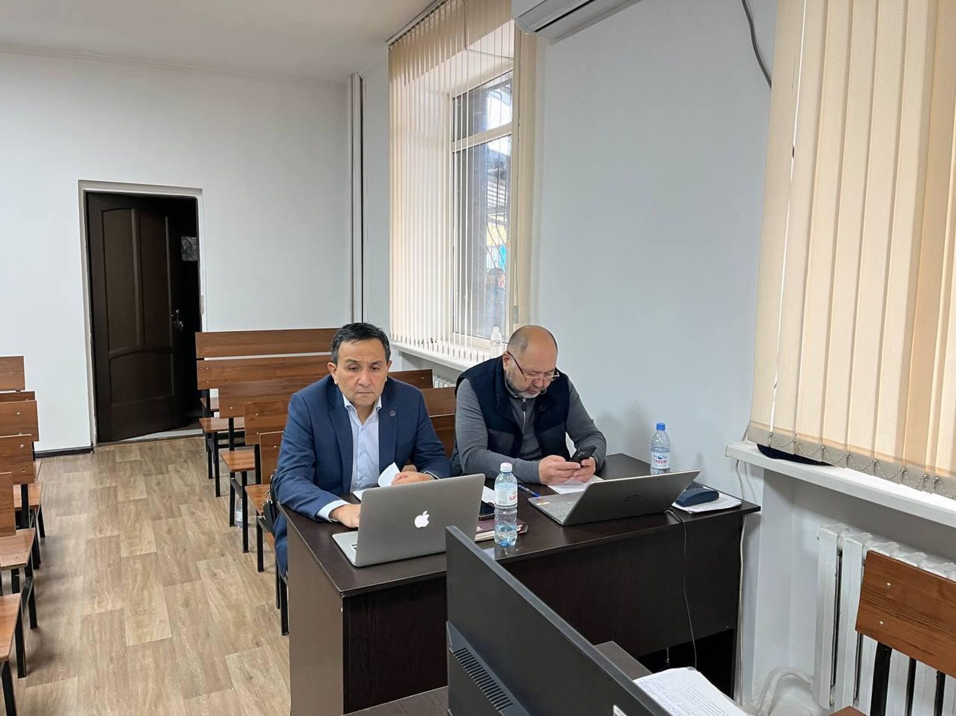 В Талгарском районном суде продолжается рассмотрение дела в отношении Хасана Касымбаева - Sputnik Казахстан, 1920, 13.10.2025