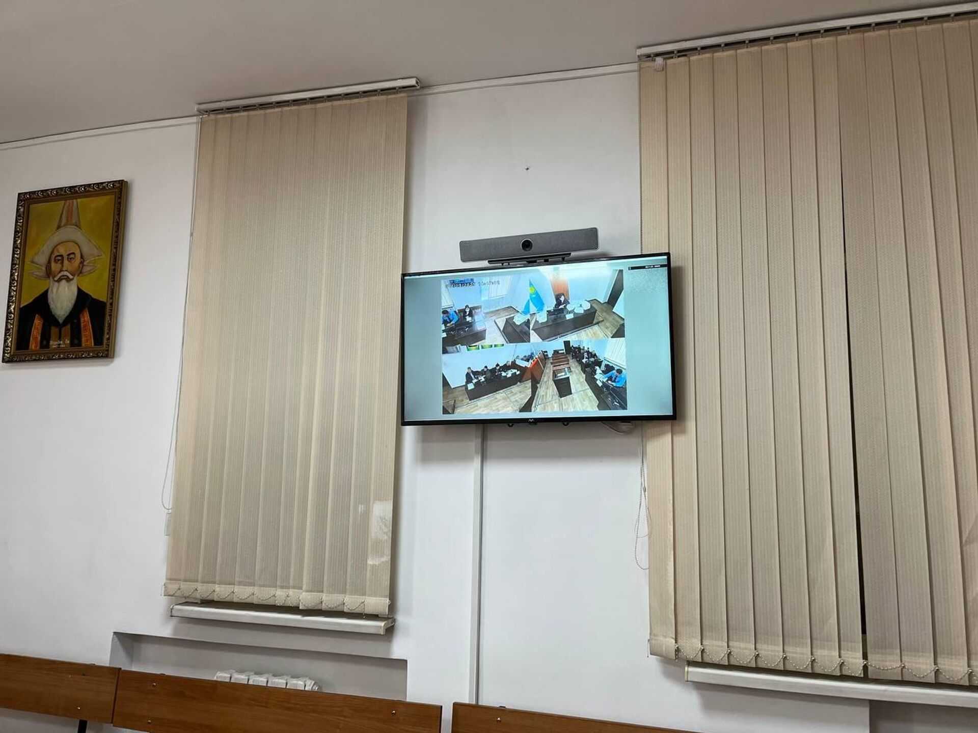 В Талгарском районном суде продолжается рассмотрение дела в отношении Хасана Касымбаева - Sputnik Казахстан, 1920, 13.10.2025