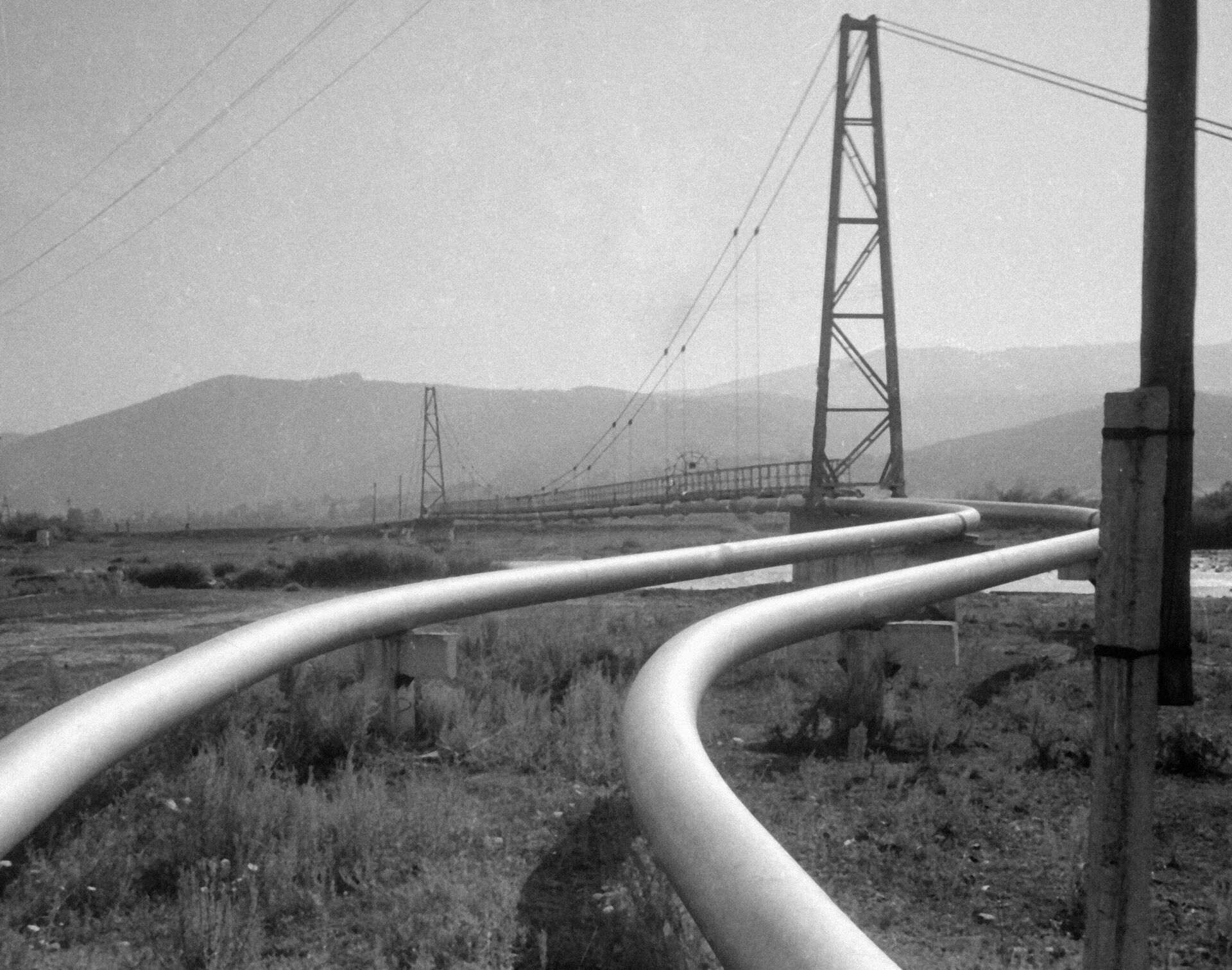 Нефтепровод Дружба, архивное фото - Sputnik Казахстан, 1920, 15.10.2025