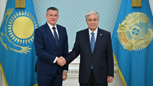 Тоқаев Дүниежүзілік допингке қарсы агенттік президентін Достық орденімен марапаттады - Sputnik Қазақстан