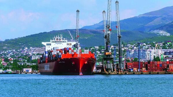 Порт Новороссийск — крупнейший нефтеналивной российский порт - Sputnik Казахстан