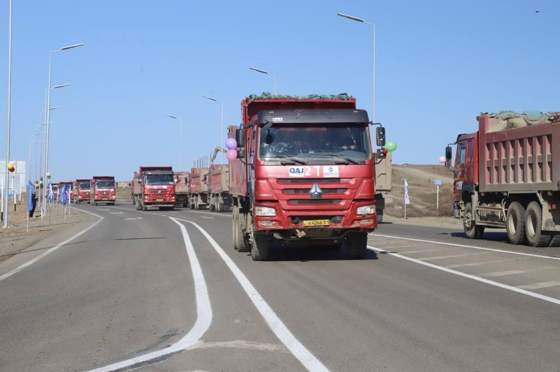 Участок автодороги международного значения Омск-Майкапчагай на отрезке Калбатау -Майкапчагай  - Sputnik Казахстан, 1920, 22.10.2025