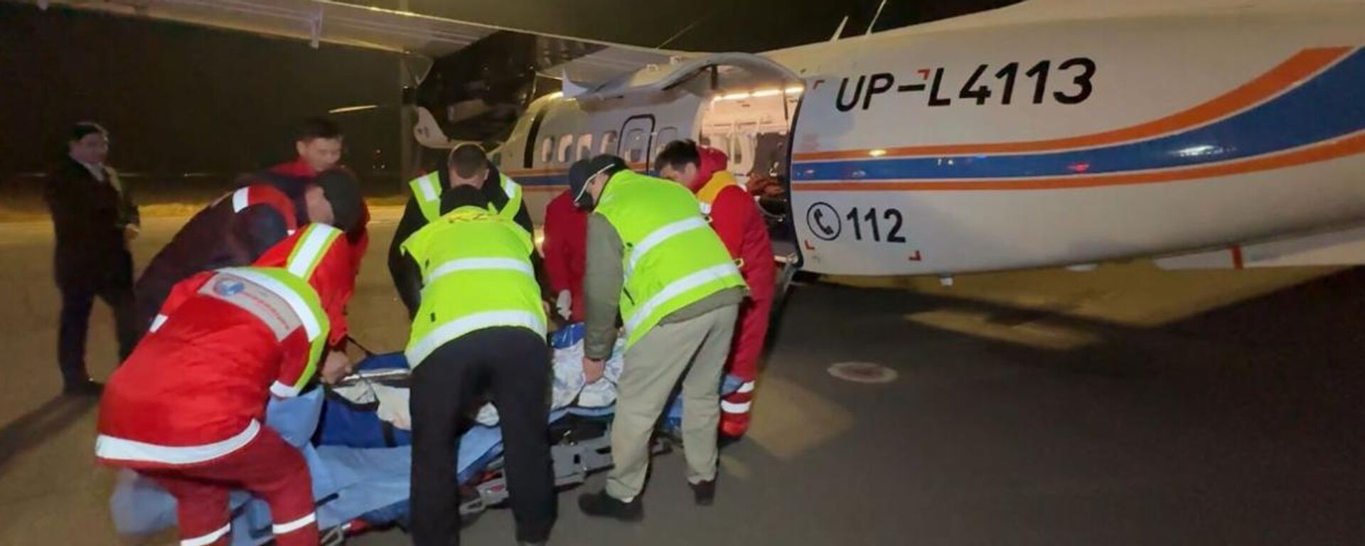 Қазавиақұтқару санитарлық борты Ақтөбе облысындағы науқасты Астанаға жеткізді - Sputnik Қазақстан, 1920, 29.10.2025