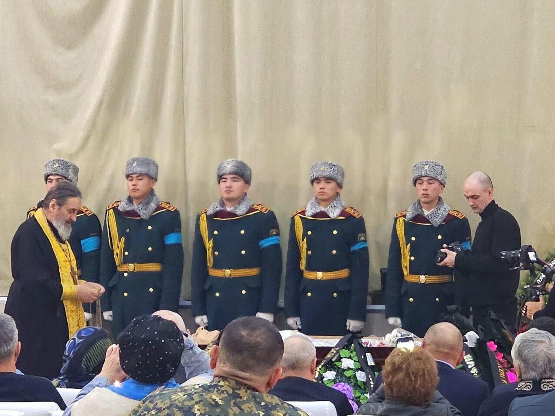 В Астане прошла церемония прощания с Василием Антоновичем Сердюковым - Sputnik Казахстан, 1920, 30.10.2025