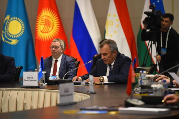 Заседание Совета министров обороны государств - участников СНГ Заседание Совета министров обороны государств - участников СНГ - Sputnik Казахстан