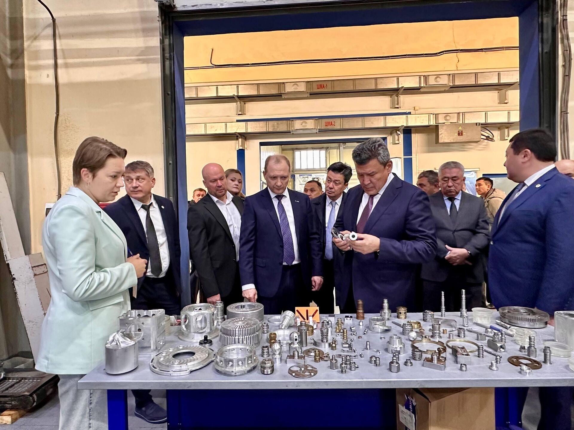 Делегация Северо-Казахстанской области подписала меморандумы и посетила предприятия в Татарстане - Sputnik Казахстан, 1920, 01.11.2025