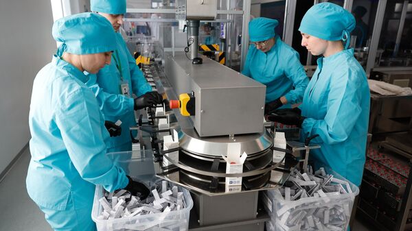 Карагандинский фармацевтический завод, архивное фото - Sputnik Казахстан