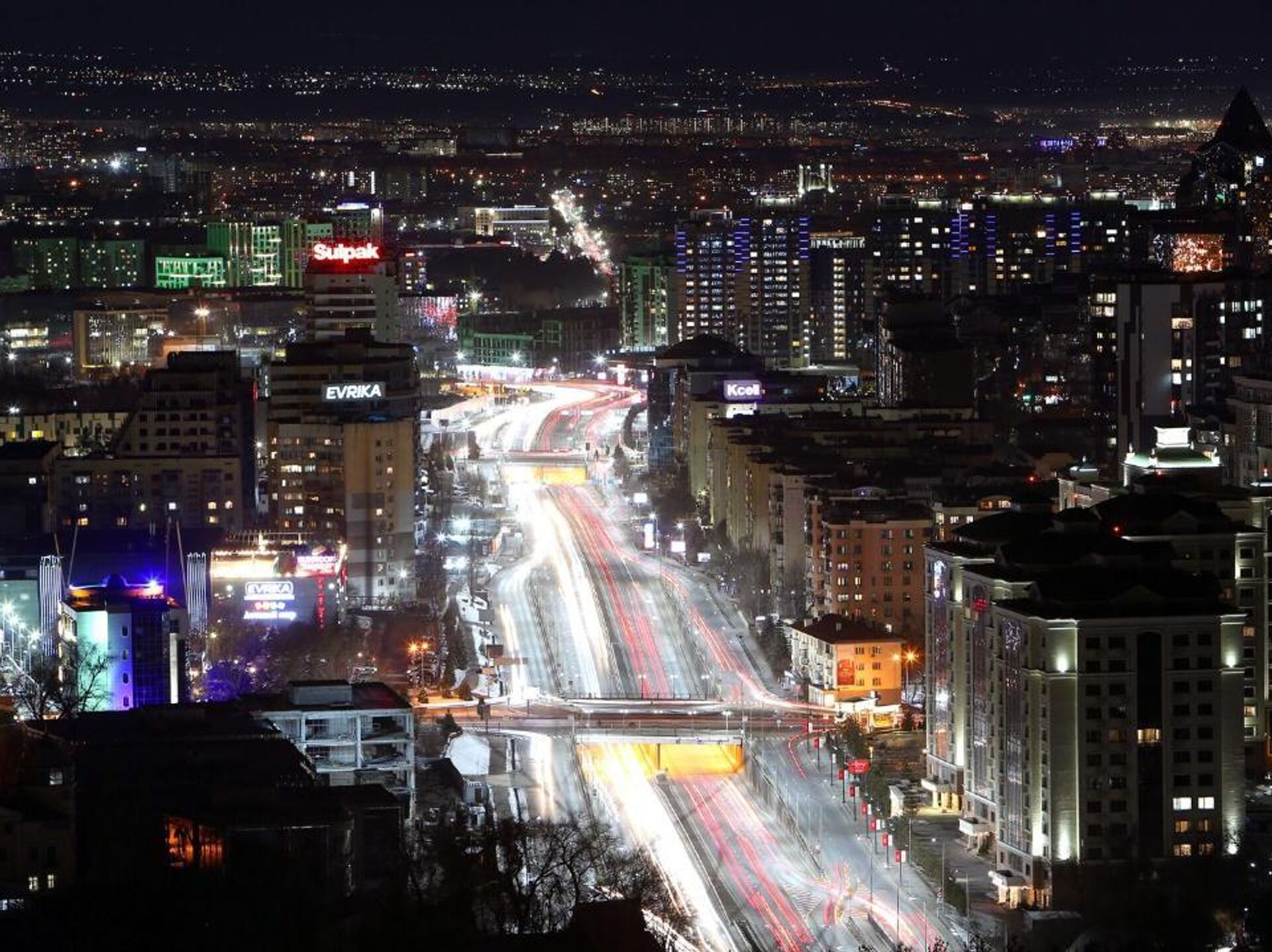 Диана Гурцкая секс порно Кортни Кейн бөтелке және порно құдайы душта рахаттанады!