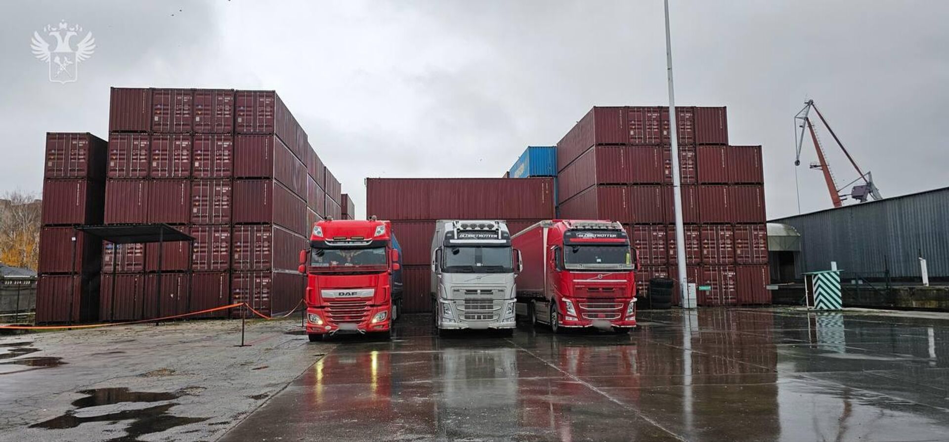 Большегрузы на Самарской таможне - Sputnik Казахстан, 1920, 03.11.2025