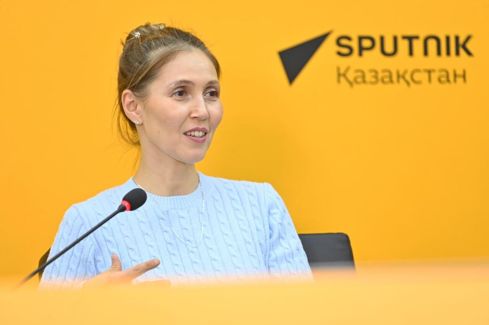 Гаухар Усина, заслуженный деятель Казахстана, педагог-репетитор государственного театра оперы и балета Астана Опера Гаухар Усина, заслуженный деятель Казахстана, педагог-репетитор государственного театра оперы и балета Астана Опера - Sputnik Казахстан, 1920, 04.11.2025