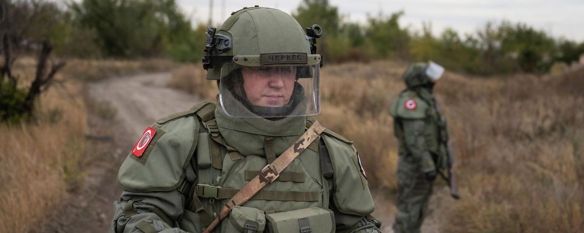 Разминирование освобожденных территорий ДНР саперами группировки войск Центр - Sputnik Казахстан, 1920, 06.11.2025