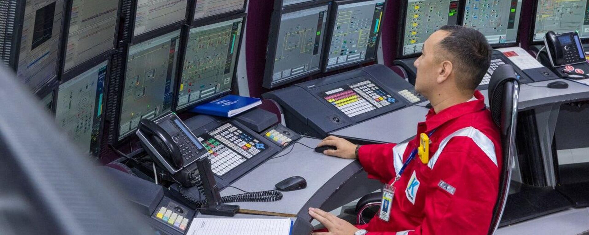 Премьер Казахстана Олжас Бектенов посетил Карачаганакское нефтегазоконденсатное и Чинаревское месторождения в Западно-Казахстанской области  - Sputnik Казахстан, 1920, 27.01.2026