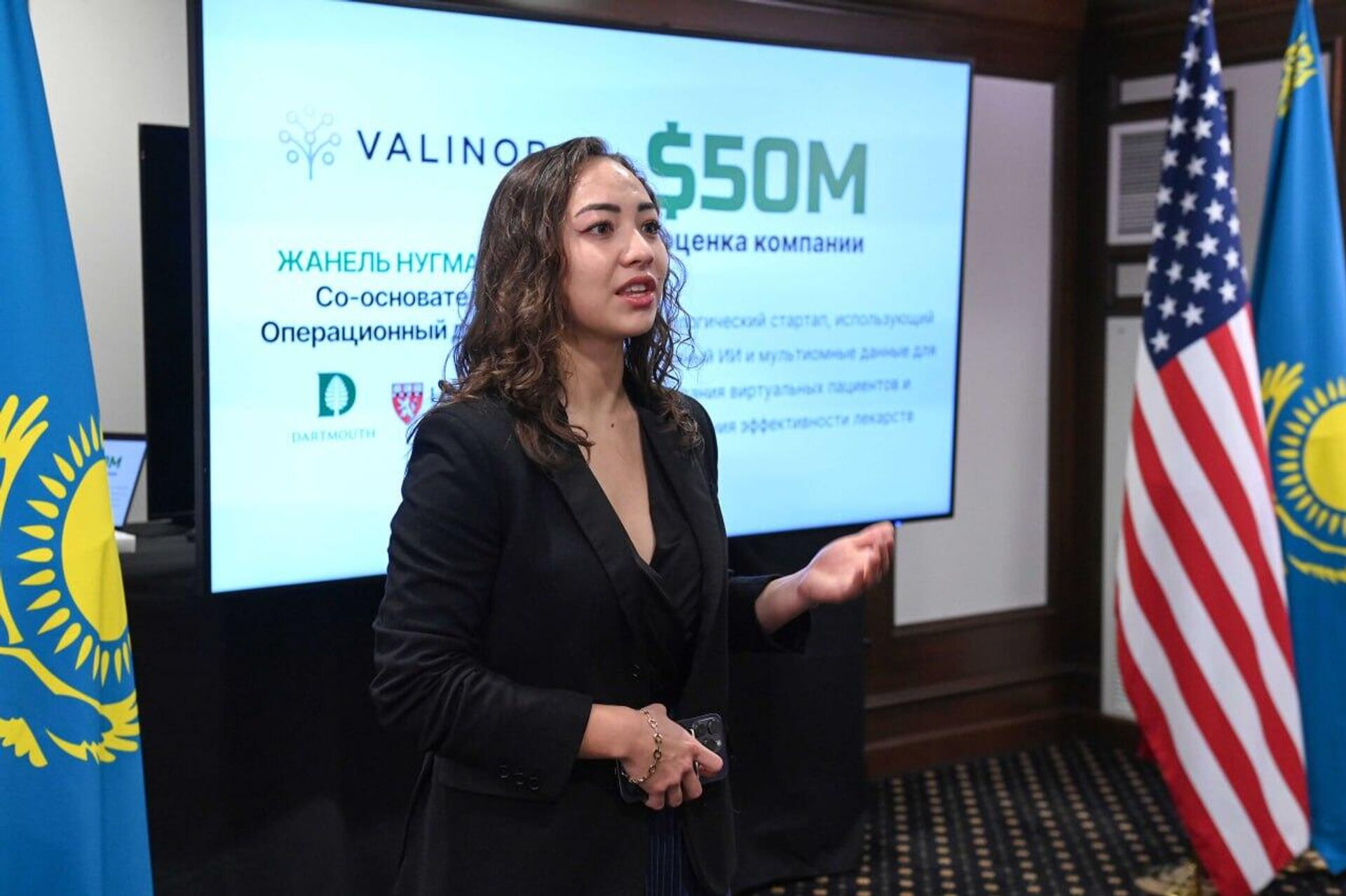 Главе государства представили казахстанские IT-стартапы - Sputnik Казахстан, 1920, 06.11.2025