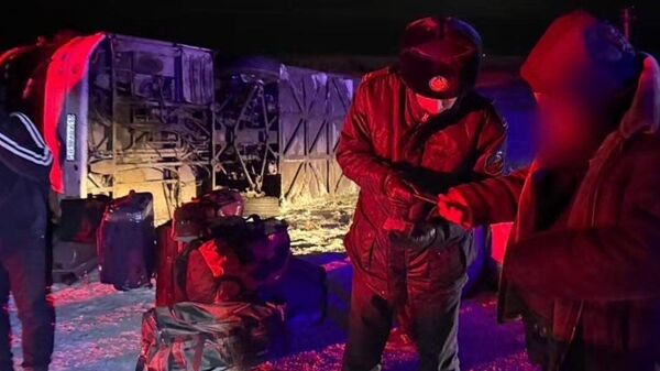 Автобус перевернулся на трассе в Павлодарской области - Sputnik Казахстан