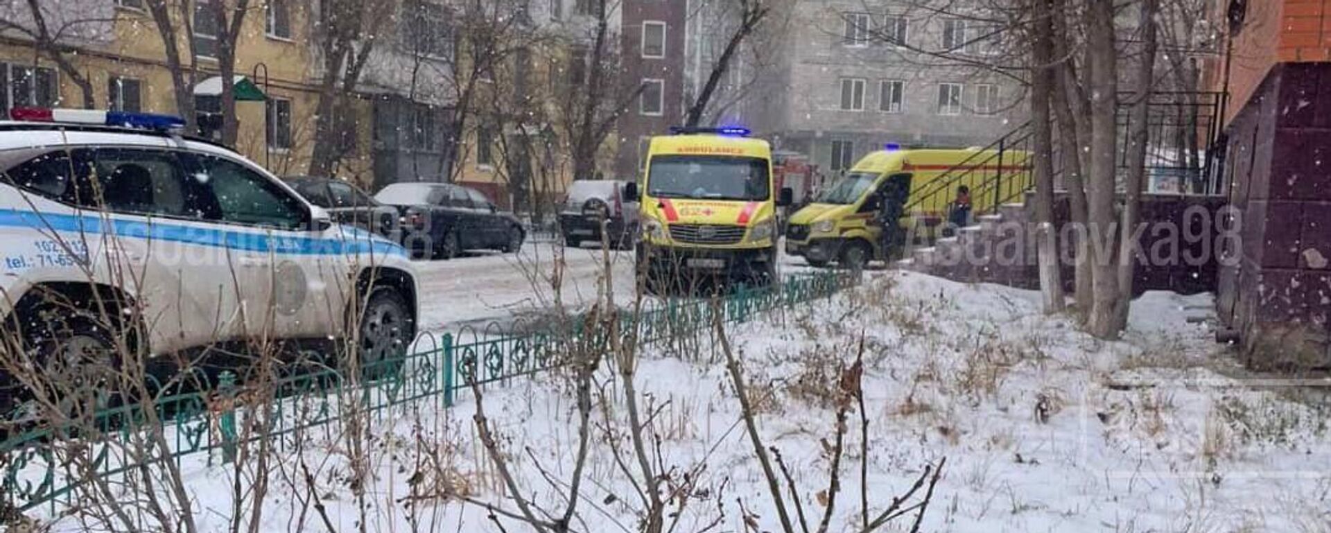 Астанада тұрғын үйдің қасбеті құлады - Sputnik Қазақстан, 1920, 18.11.2025