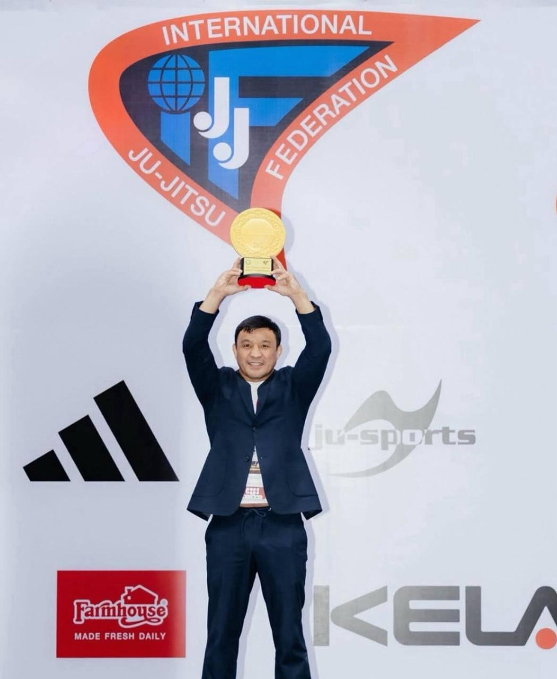 Казахстан занял первое место в общекомандном зачете на чемпионате мира по джиу-джитсу в Бангкоке - Sputnik Казахстан, 1920, 08.11.2025