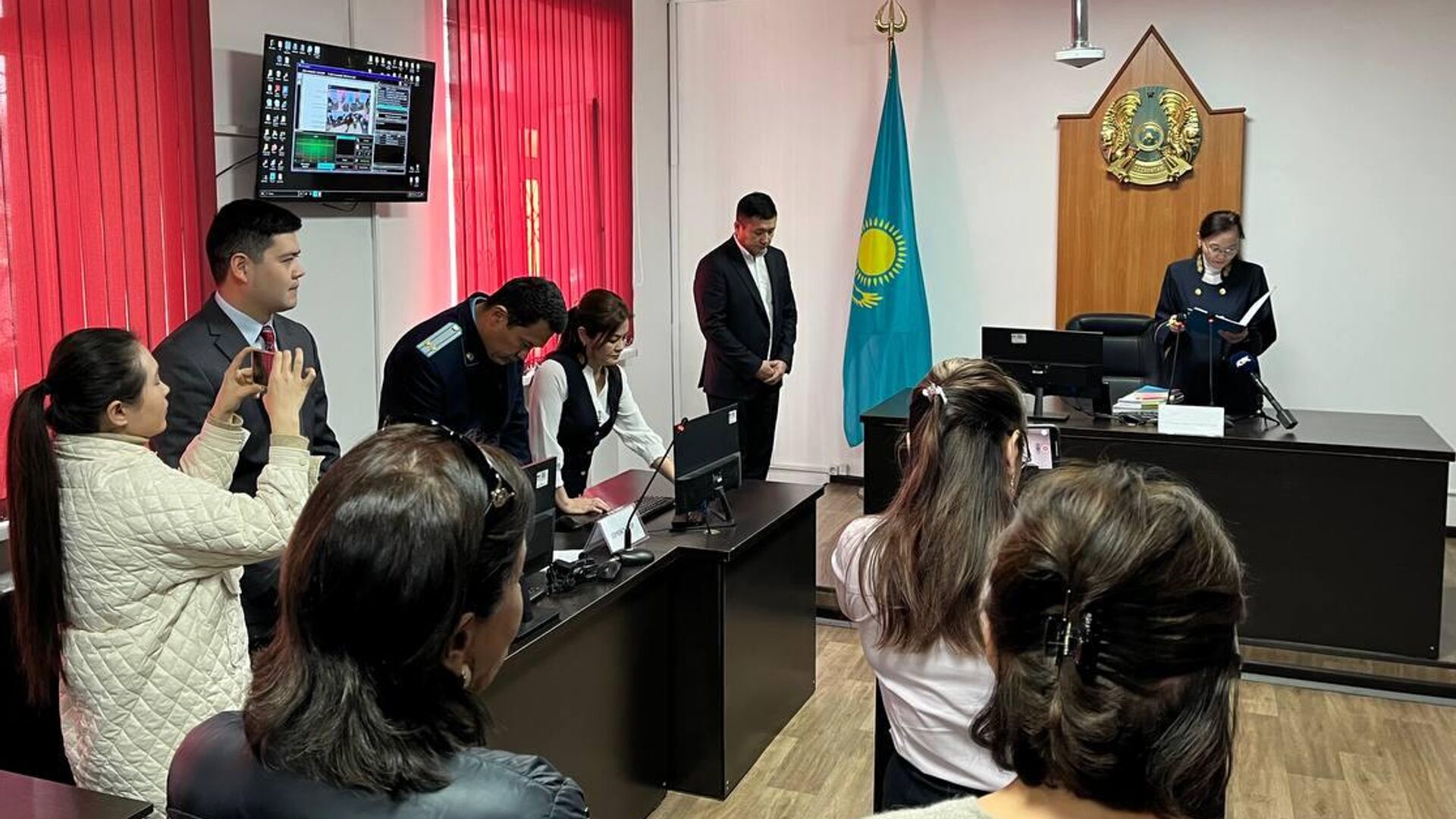 Судебный процесс над Хасаном Касымбаевым в Талгаре - Sputnik Казахстан, 1920, 11.11.2025