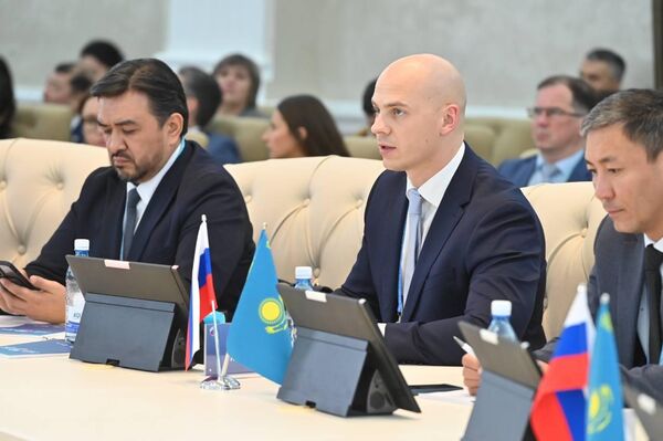 Форум межрегионального сотрудничества Казахстана и России в Уральске  - Sputnik Казахстан