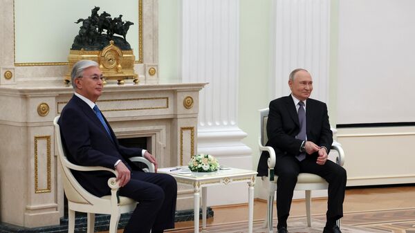 Президент Казахстана Касым-Жомарт Токаев и президент России Владимир Путин провели переговоры - Sputnik Қазақстан