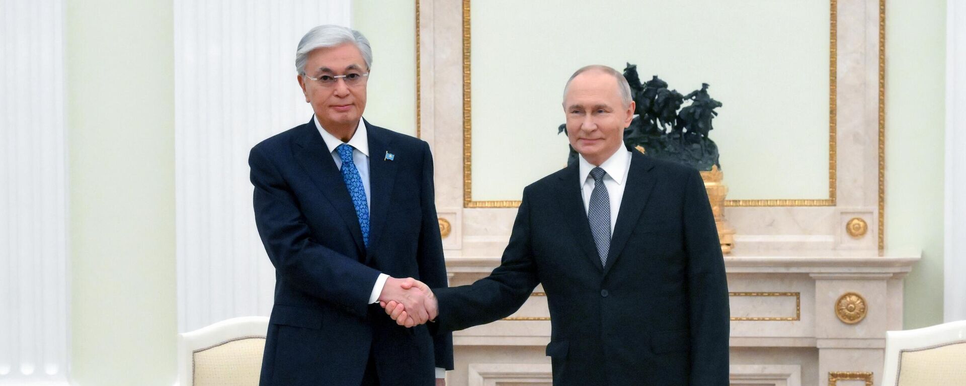 Касым-Жомарт Токаев и Владимир Путин в Москве - Sputnik Казахстан, 1920, 11.11.2025