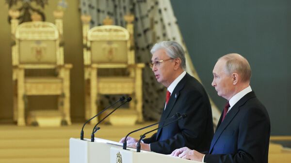 Переговоры президента Владимира Путина и президента Казахстана Касым-Жомарта Токаева - Sputnik Қазақстан