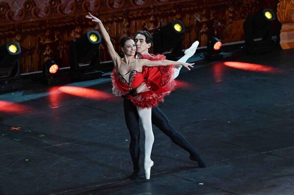 Московским зрителям продемонстрировали балетное искусство Московским зрителям продемонстрировали балетное искусство - Sputnik Казахстан