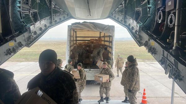 Қазақстан Ауғанстанға гуманитарлық жүк жіберді - Sputnik Қазақстан