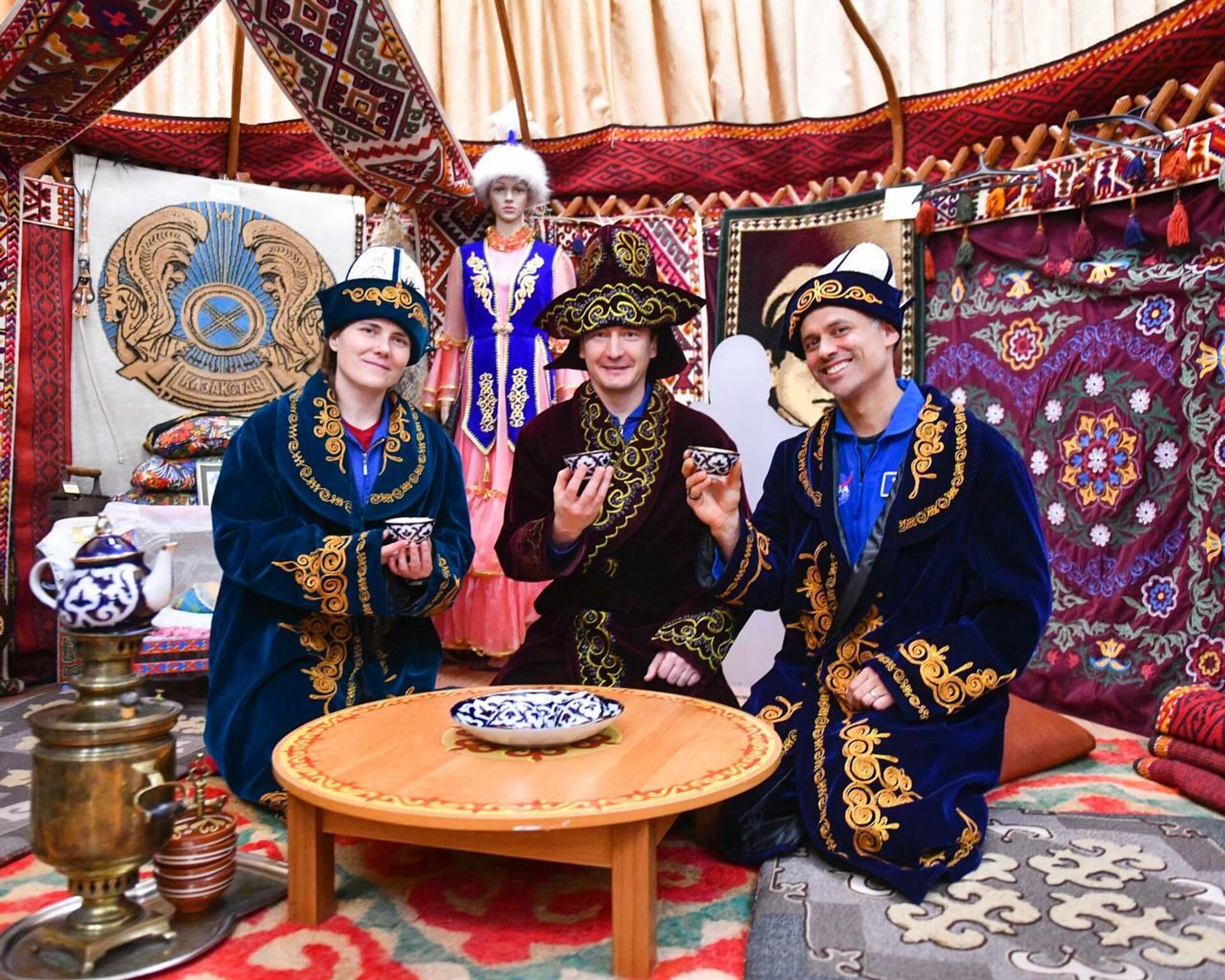 Космонавты побывали на экскурсии на Байконуре Космонавты побывали на экскурсии на Байконуре - Sputnik Казахстан, 1920, 14.11.2025