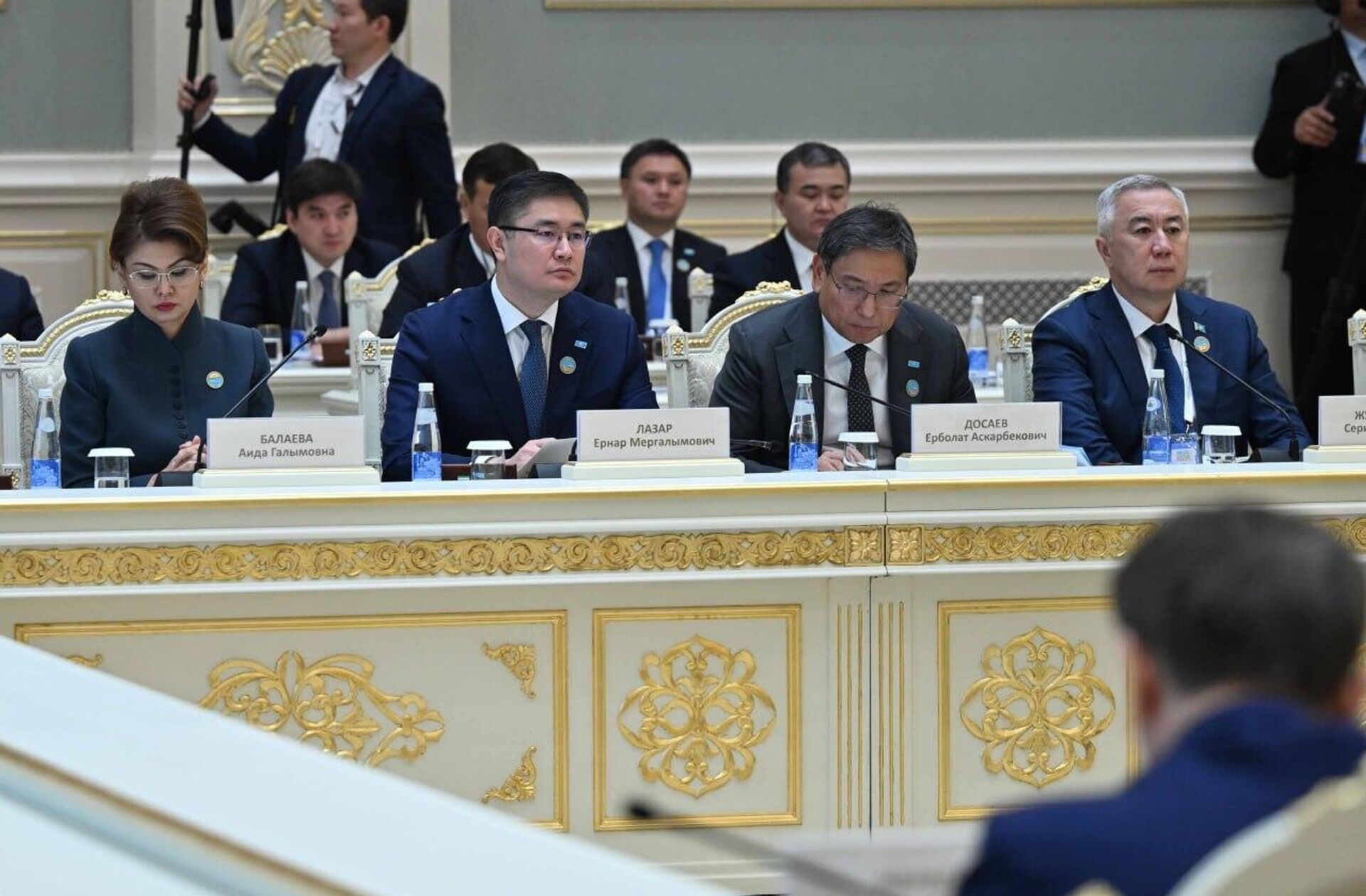 Касым-Жомарт Токаев и Шавкат Мирзиёев приняли участие во втором заседании Высшего межгосударственного совета
 - Sputnik Казахстан, 1920, 15.11.2025