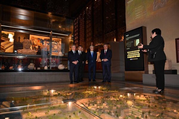 Главы государств Центральной Азии и Азербайджана посетили Центр исламской цивилизации в Узбекистане - Sputnik Казахстан