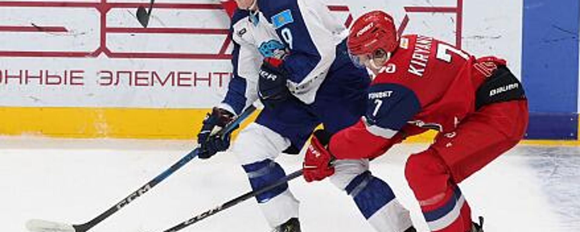 Фрагмент матча Локомотив - Барыс - Sputnik Казахстан, 1920, 16.11.2025