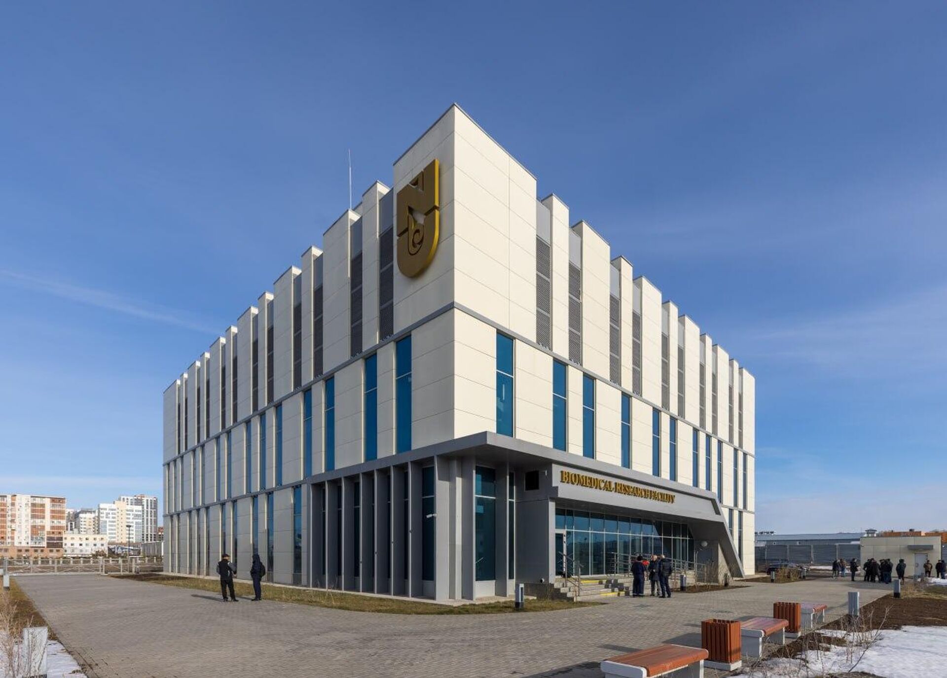 Премьер Казахстана Олжас Бектенов ознакомился с деятельностью Национального научного онкологического центра в Астане Премьер Казахстана Олжас Бектенов ознакомился с деятельностью Национального научного онкологического центра в Астане - Sputnik Қазақстан, 1920, 17.11.2025