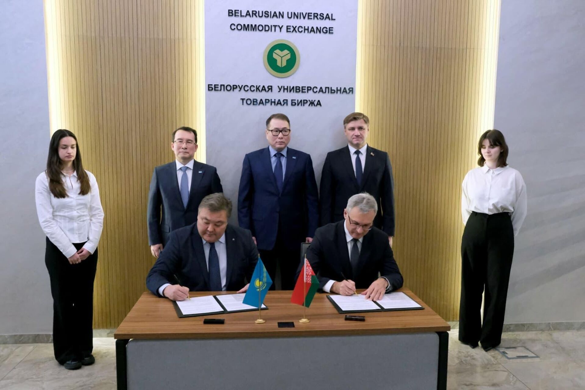 Торгово-экономическая миссия Казахстана посетила Беларусь  - Sputnik Казахстан, 1920, 20.11.2025